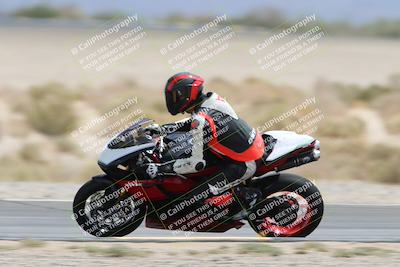 media/May-05-2025-Moto Forza (Mon) [[3c1838c5e5]]/2-B Group/Session 3 (Panning Test Turn 14 Inside)/